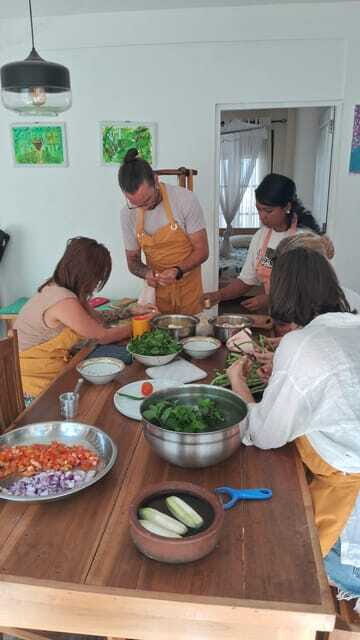Cooking with Arun & Tamil Family - Music in the Kitchen: Guitars, Ukulele, and a Better Mood While You Cook