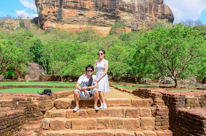 Dambulla, Sigiriya and Pidurandala Day Tour with a verified tour guide - Pidurangala Rock: the classic view with a calmer feel