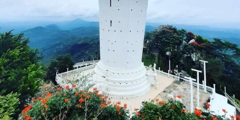 From Negombo: Ambuluwawa Tower & Tea Factory,Kandy Day Trip - Temple of the Sacred Tooth Relic: The Moment That Gives Kandy Meaning