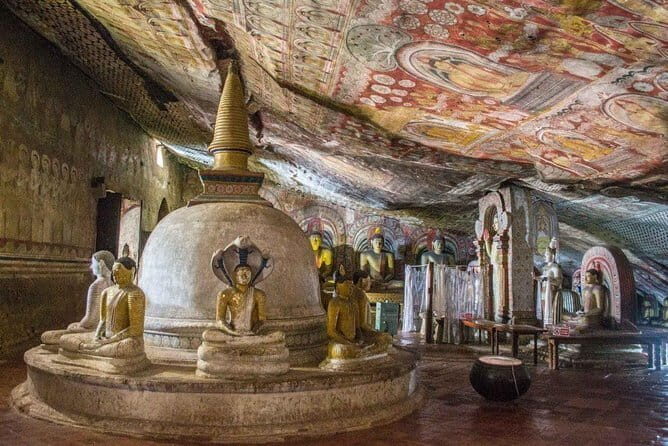 Kandy City Day Tour - Which guide style makes this tour work best