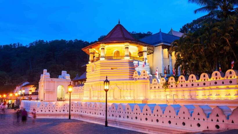 Kandy Private City Tour With Local Guide - Bahirawakanda Temple: the viewpoint payoff (and that big Buddha)