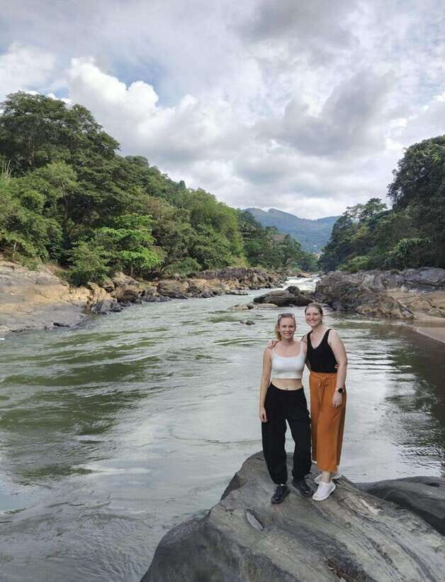 Kandy: Private Tuk Tuk Tour with Temple of the Tooth - Royal Botanic Gardens: what you can actually enjoy in about an hour