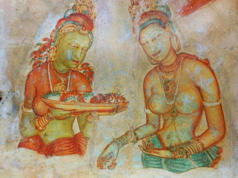 Kandy: Sigiriya Fortress & Cave Temple Full Day Private Tour - Key points at a glance
