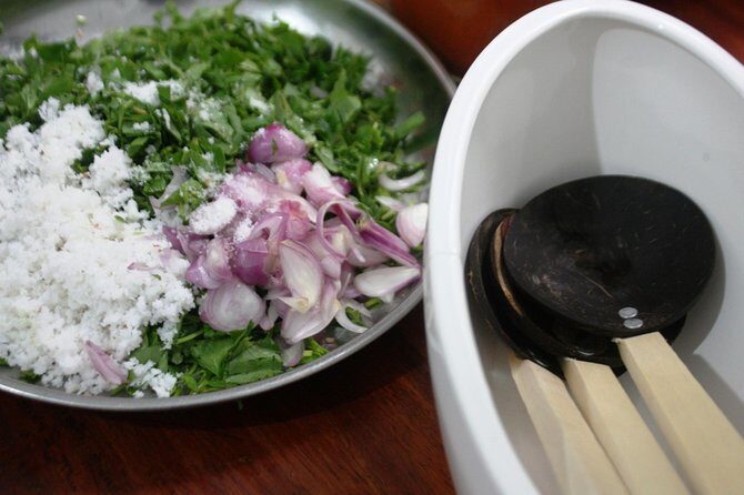 Private Market Visit and Cooking Class with Private Transfers from Kandy Hotels - The Meal With Drinks: Eating Where the Conversation Happens